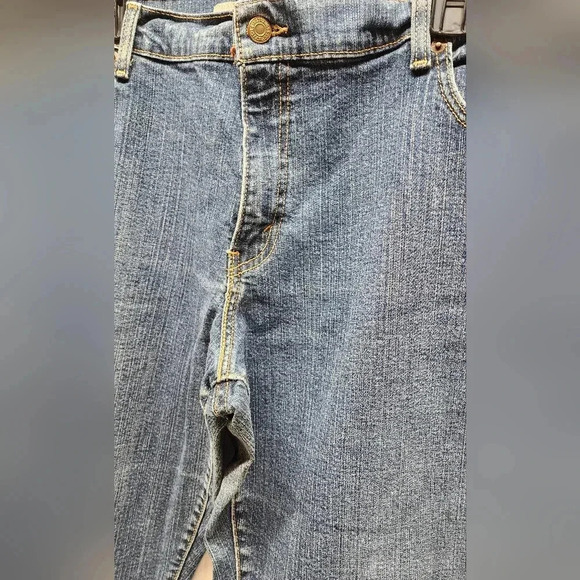 Levi's Relaxed Bootcut 550 16 S Medium Wash Good Condition - Picture 7 of 16